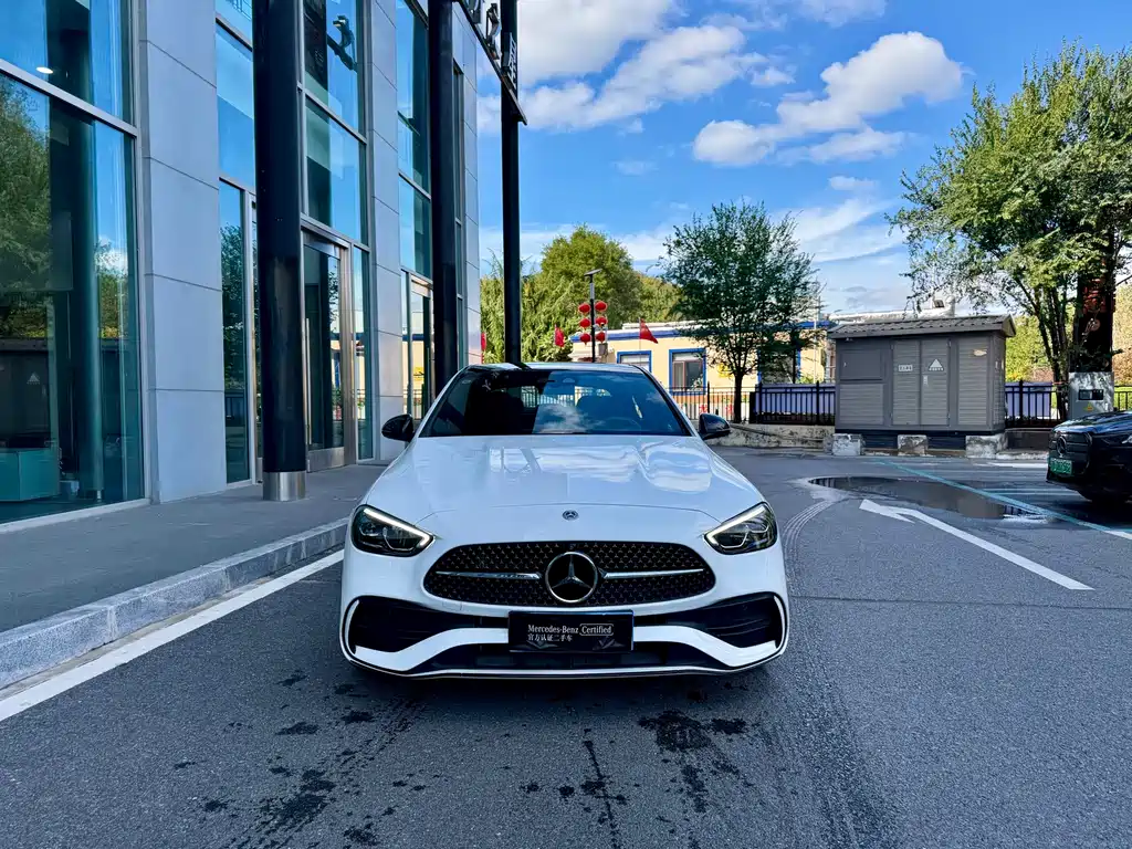 Mercedes-Benz C-Class — миниатюра 7