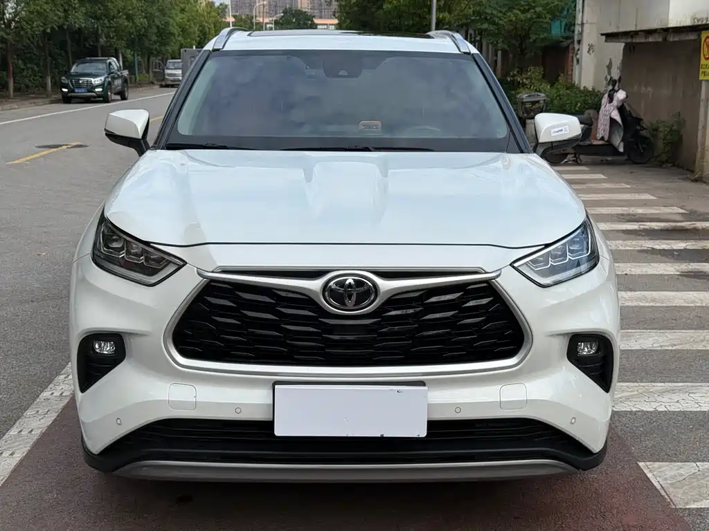 Toyota Highlander — миниатюра 2