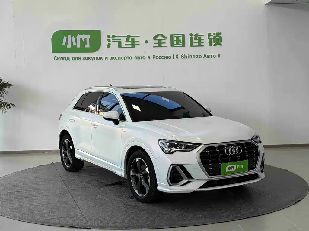 Audi Q3 2023 35 TFSI Fashion (1.4T)