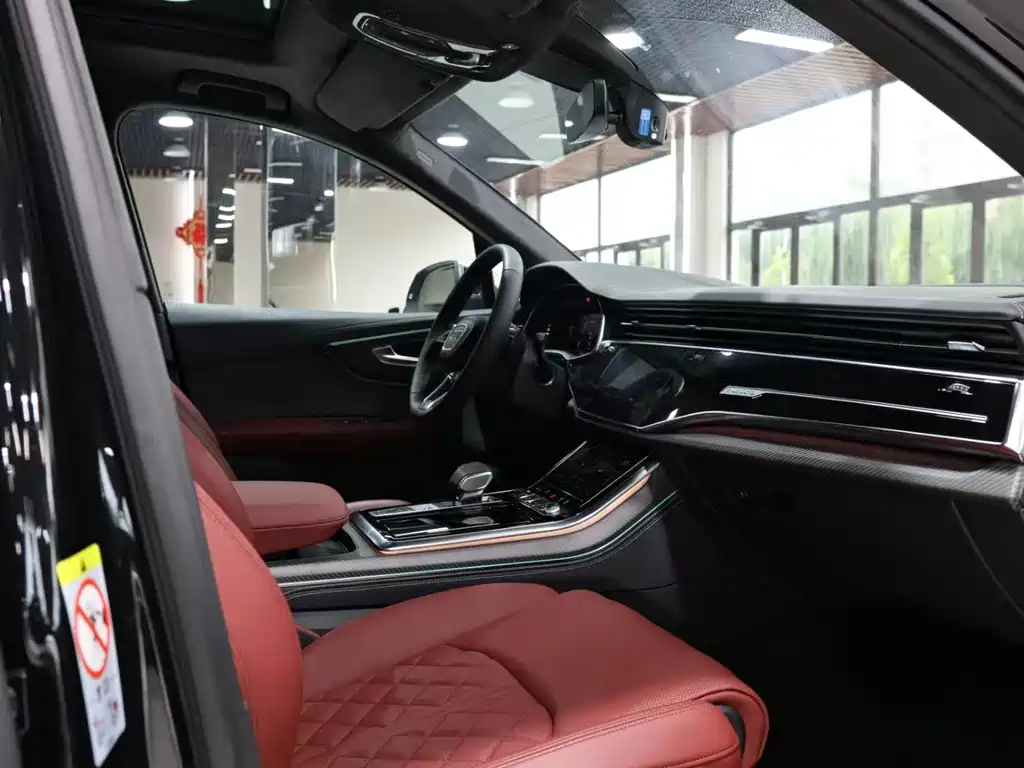 Audi SQ7 — миниатюра 15