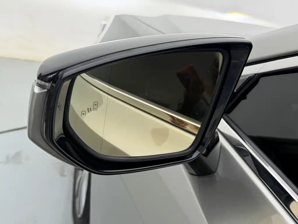 Lexus ES — миниатюра 15