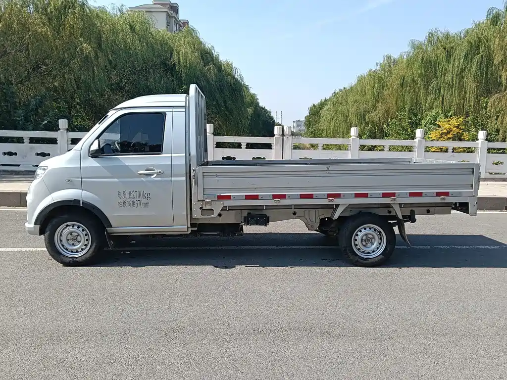 Jinbei New Dolphin EV — миниатюра 4