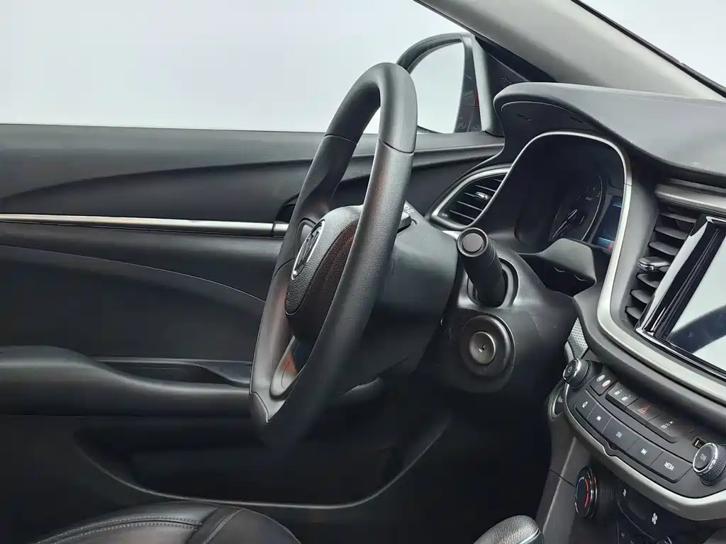 Buick Excelle — миниатюра 22