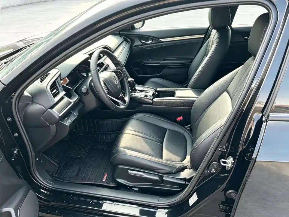 Honda Civic — миниатюра 4