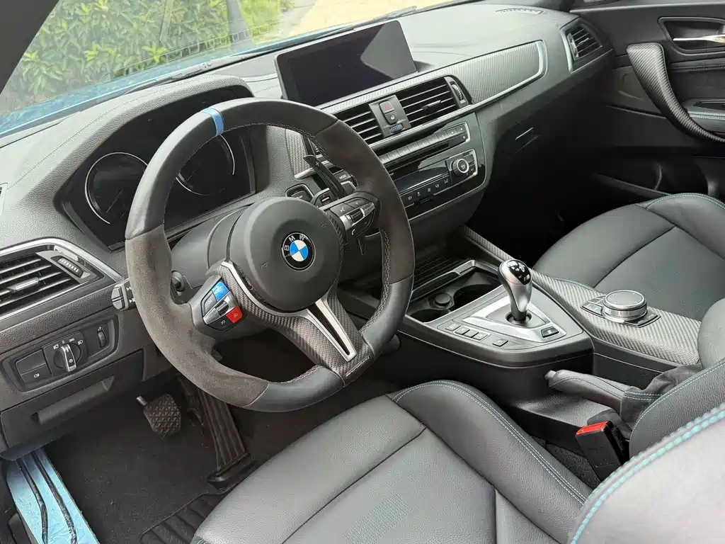 BMW M2 — миниатюра 9