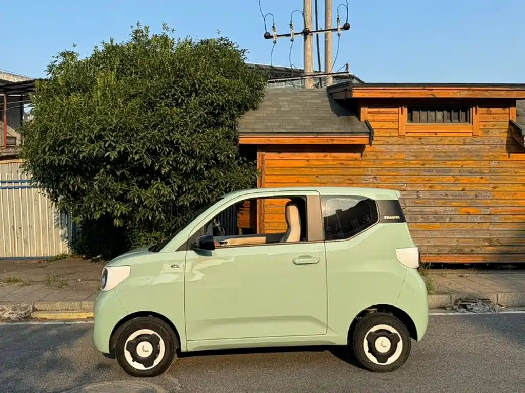 Wuling MINIEV — миниатюра 4