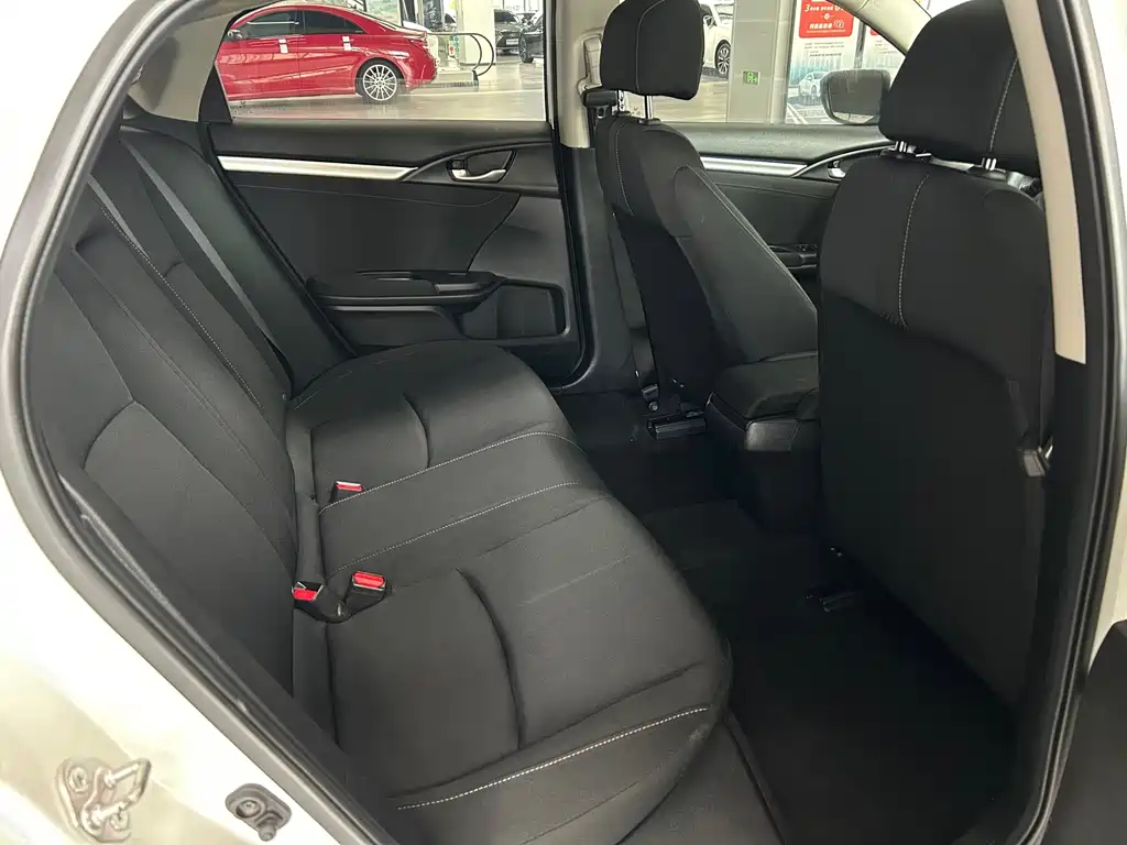 Honda Civic — миниатюра 21