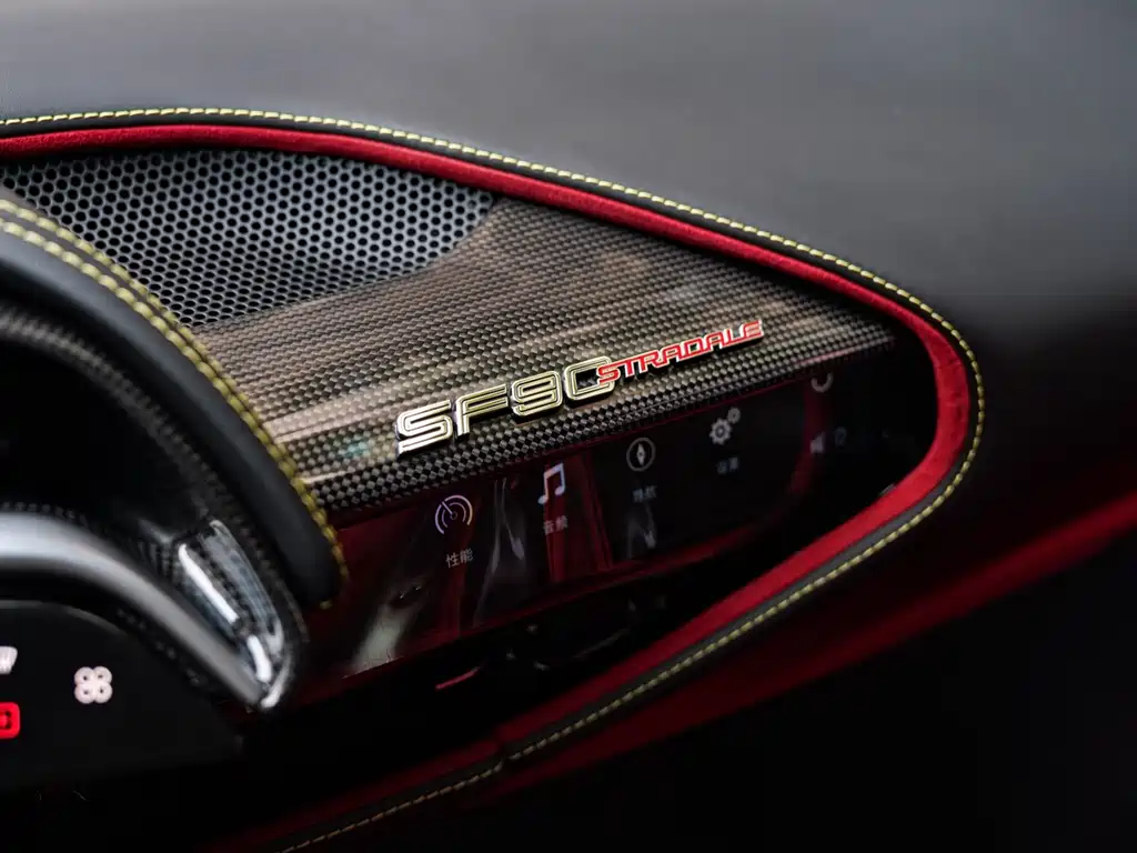 Ferrari SF90 — фотографии объявления, Фото 21