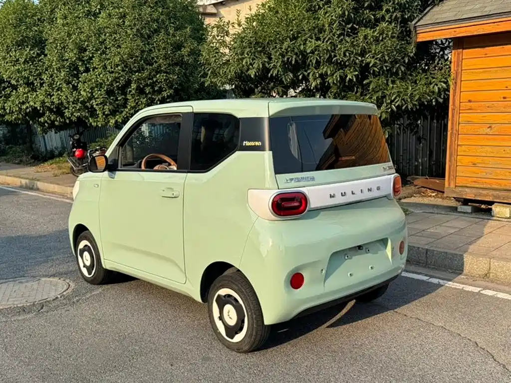 Wuling MINIEV — миниатюра 5