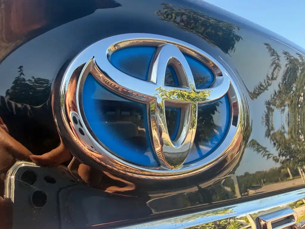 Toyota Camry — миниатюра 15