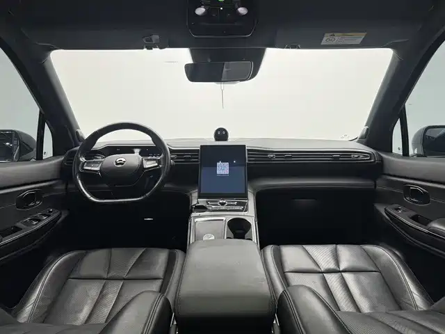 NIO ES8 — миниатюра 5