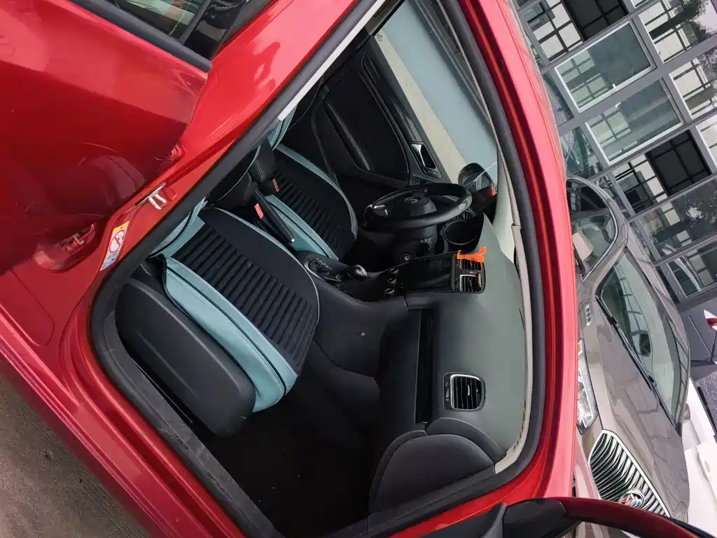 Volkswagen Golf — миниатюра 19