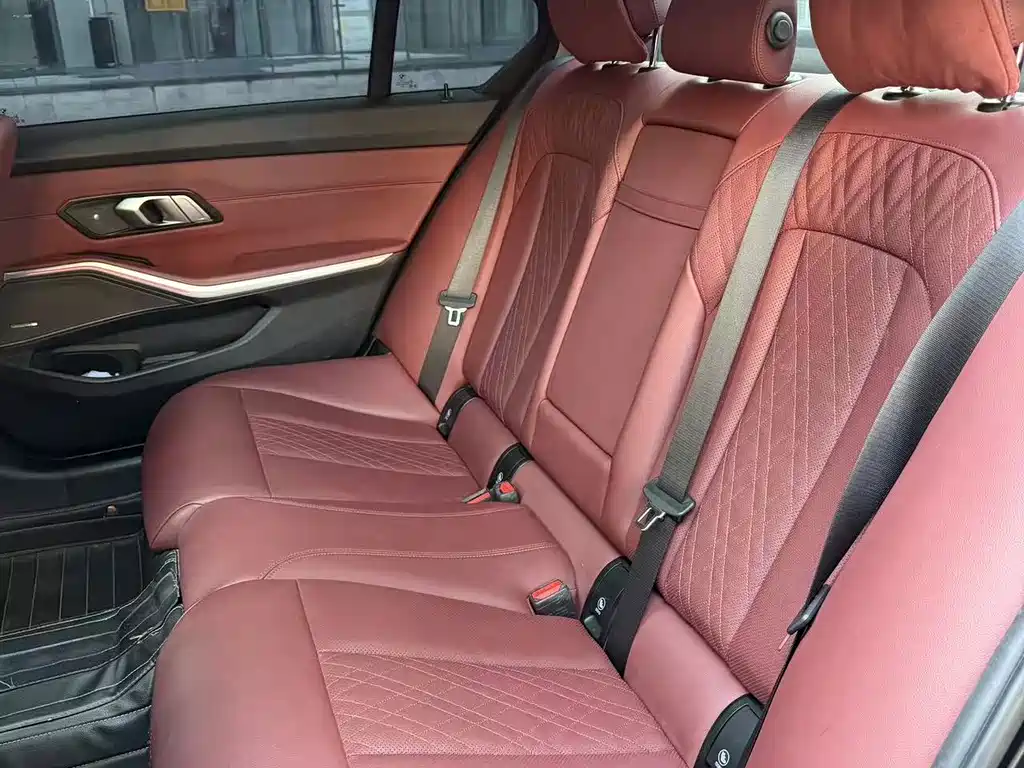 BMW 3 Series — миниатюра 12