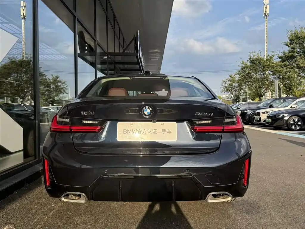 BMW 3 Series — миниатюра 13