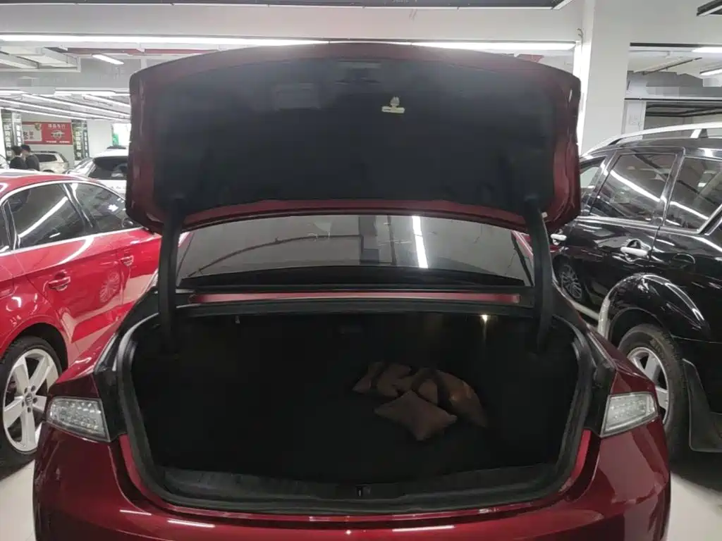 Lincoln MKZ — миниатюра 19