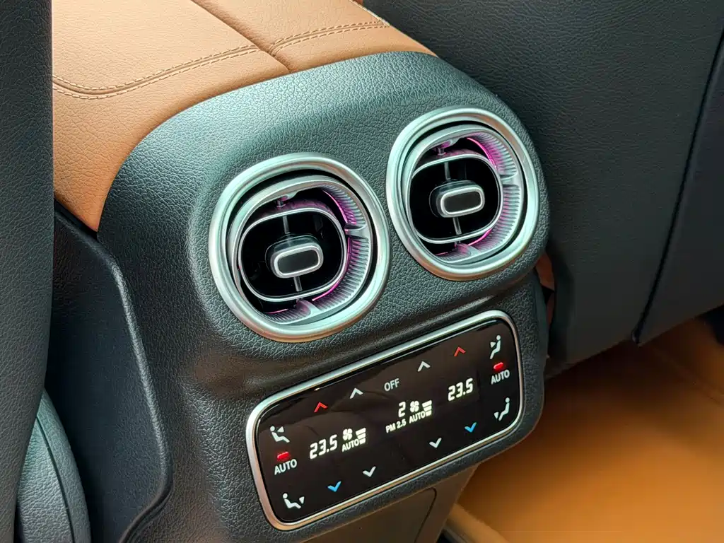 Mercedes-Benz GLC — миниатюра 22