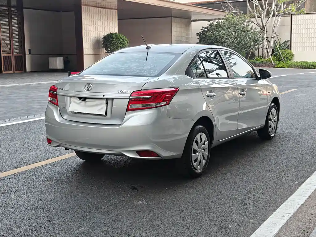 TOYOTA VIOS