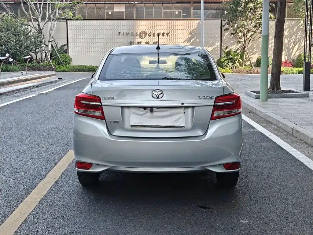 TOYOTA VIOS