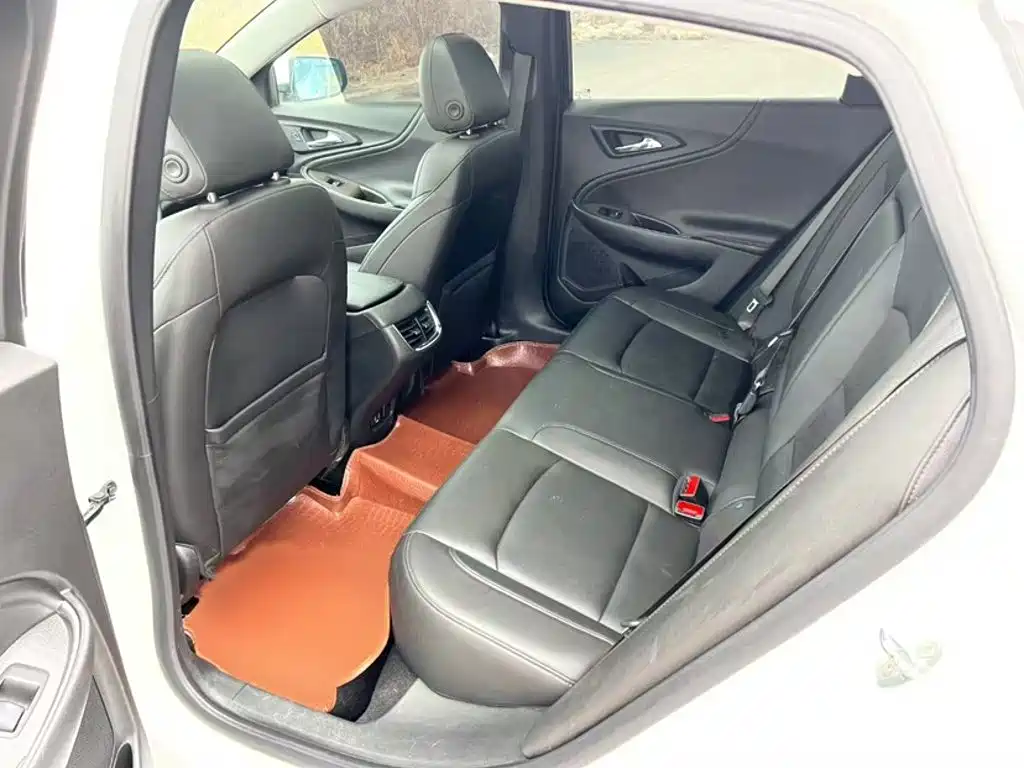 Chevrolet Malibu XL — миниатюра 12
