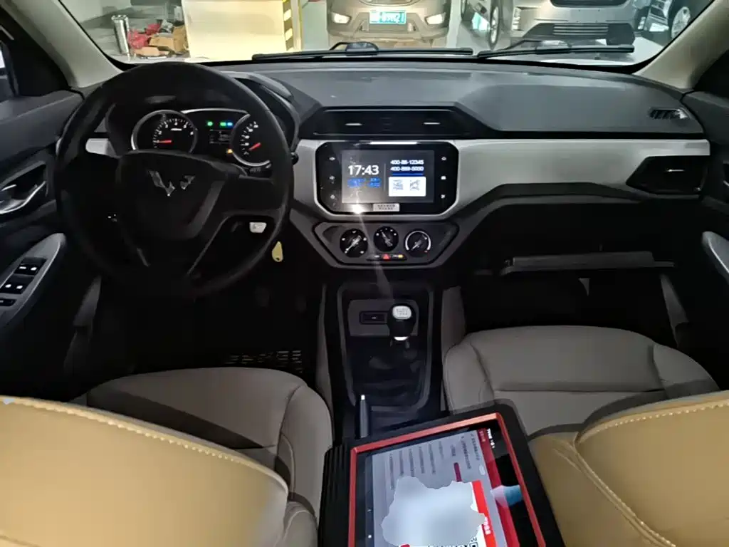 Wuling Hongguang — миниатюра 10