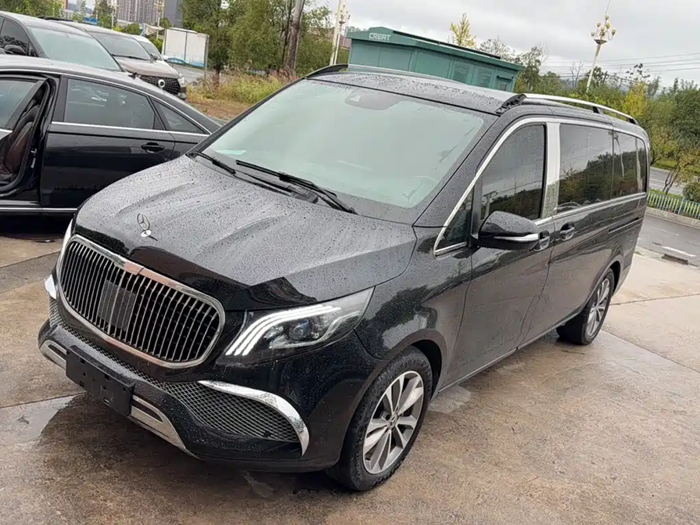 Mercedes-Benz V-Class