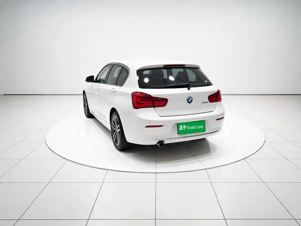 BMW 1 Series (Import) — миниатюра 4