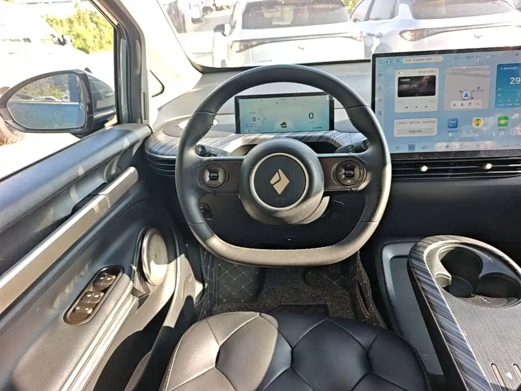 Baojun Yunduo — миниатюра 11