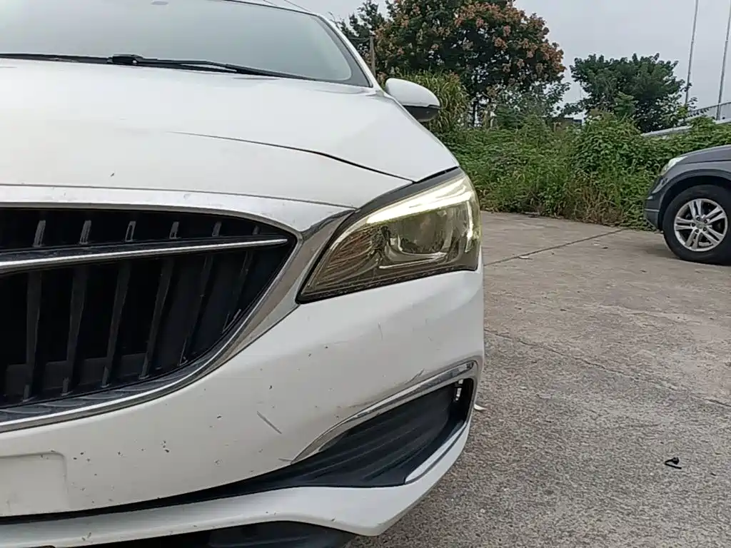 Buick Verano — миниатюра 24