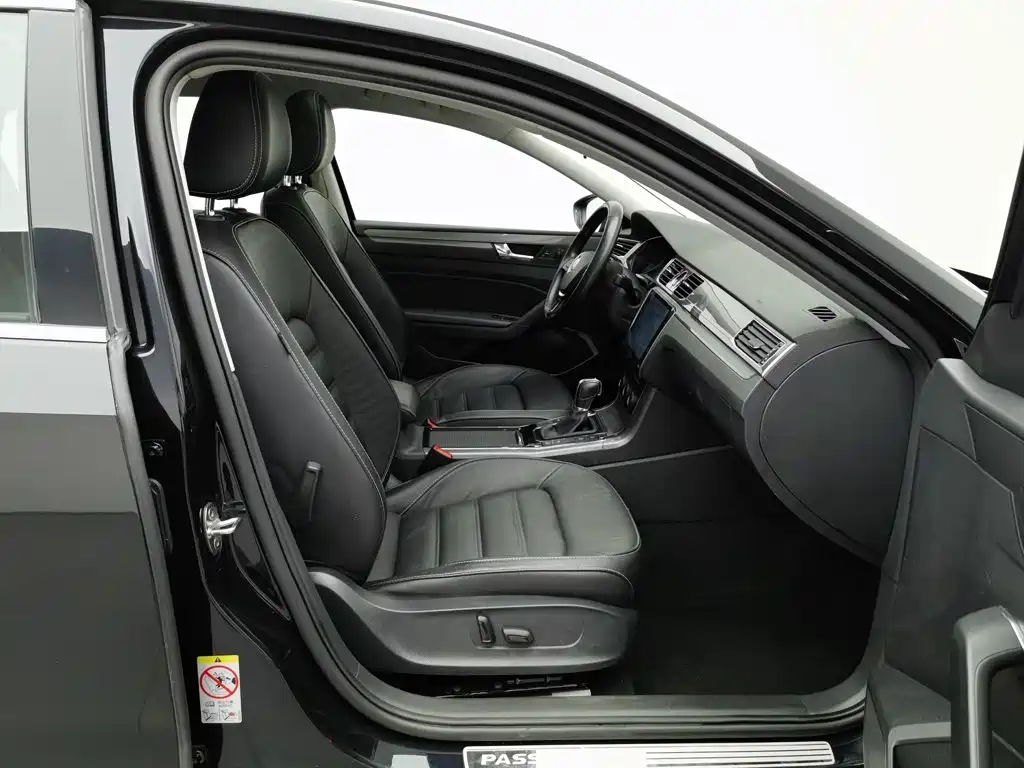 Volkswagen Passat — миниатюра 23
