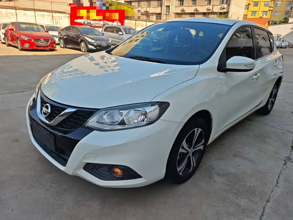 Nissan Tiida — миниатюра 2