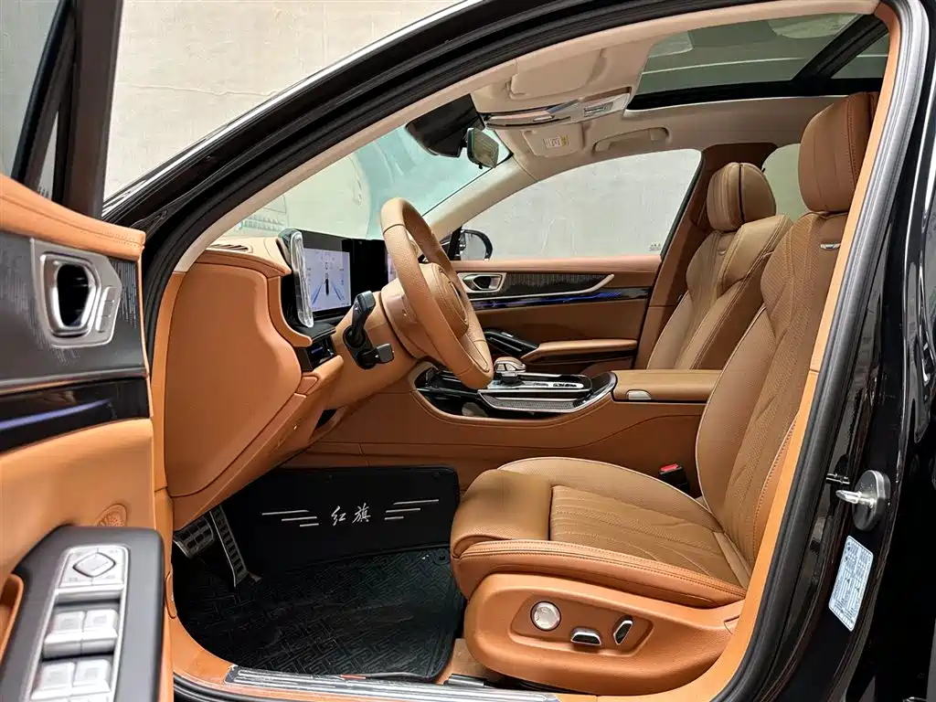 Hongqi H9 2025 2.0T Luxury 5 мест