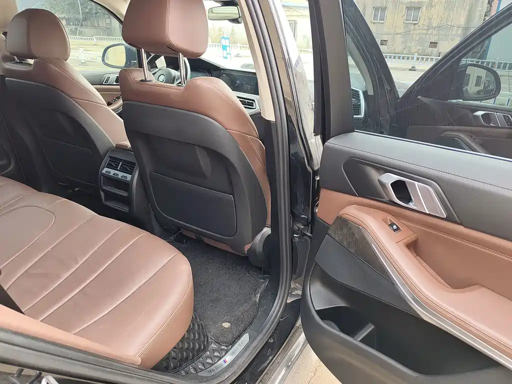 BMW X5 (Import) — миниатюра 10