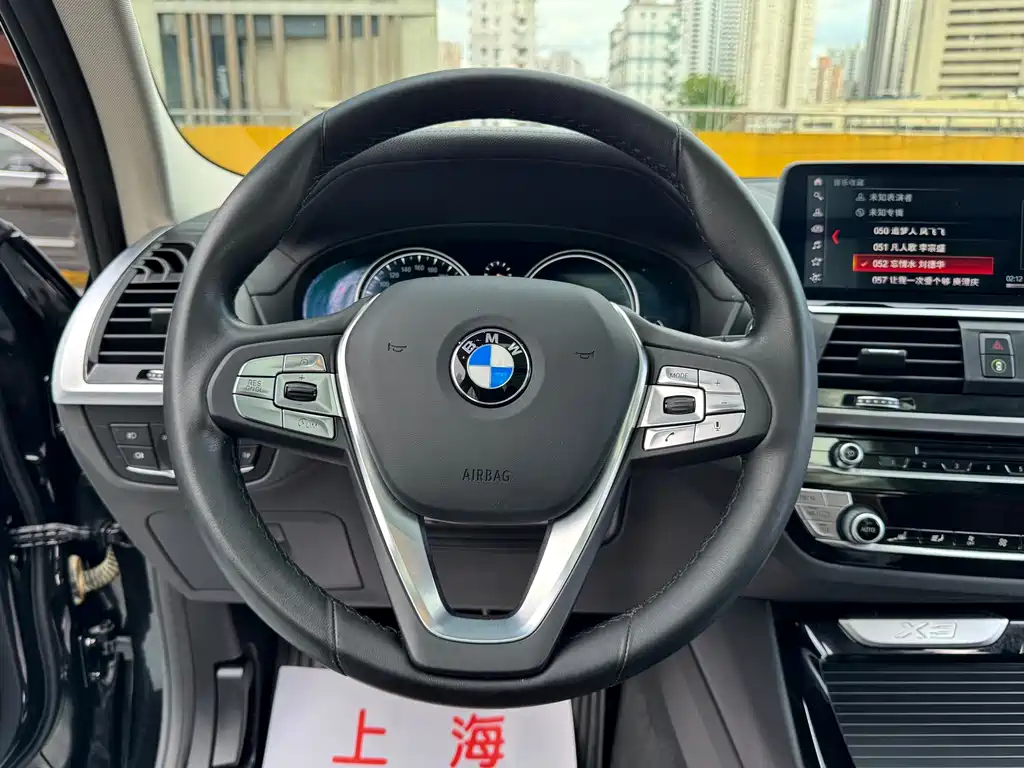 BMW X3 — миниатюра 13