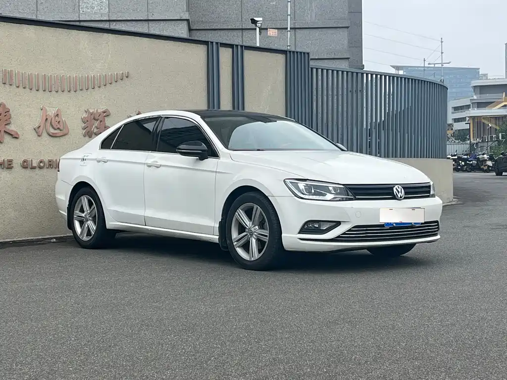Volkswagen Lamando 2017 280TSI DSG Comfort