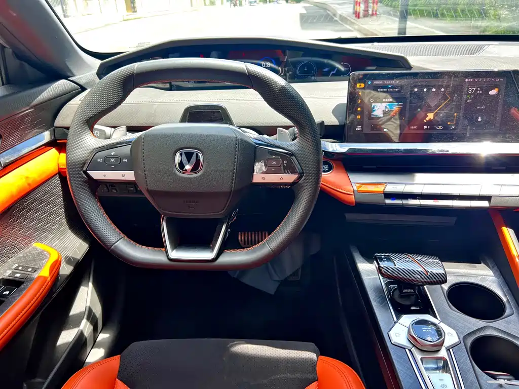 Changan UNI-V — миниатюра 13