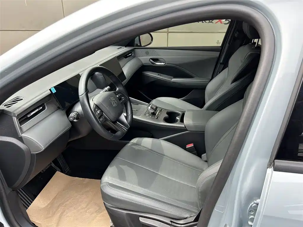 BYD Qin Plus PLUS 2025 DM-i Smart Drive 55KM Lead