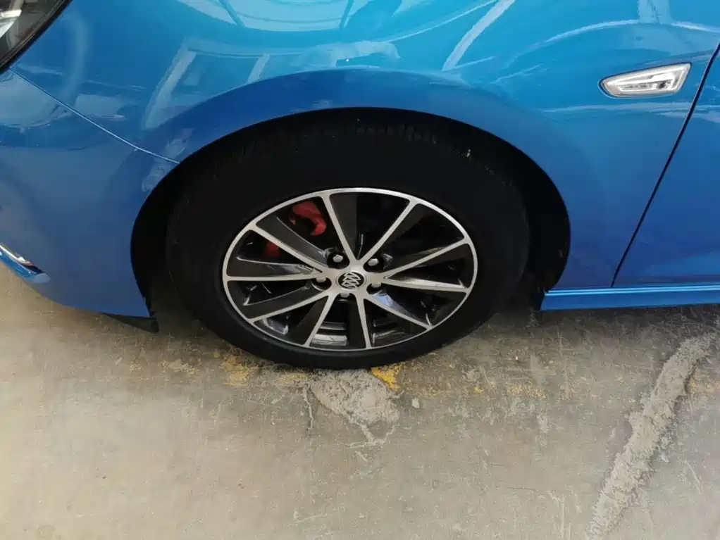 Buick Verano — миниатюра 23