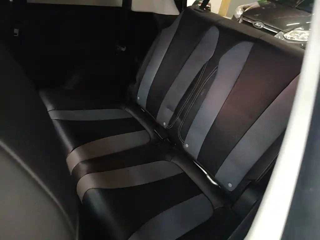 Roewe Clever — миниатюра 17
