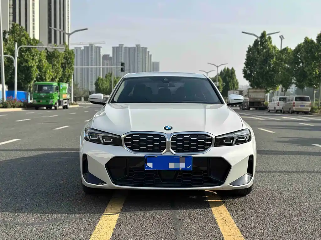 BMW 3 Series — миниатюра 2