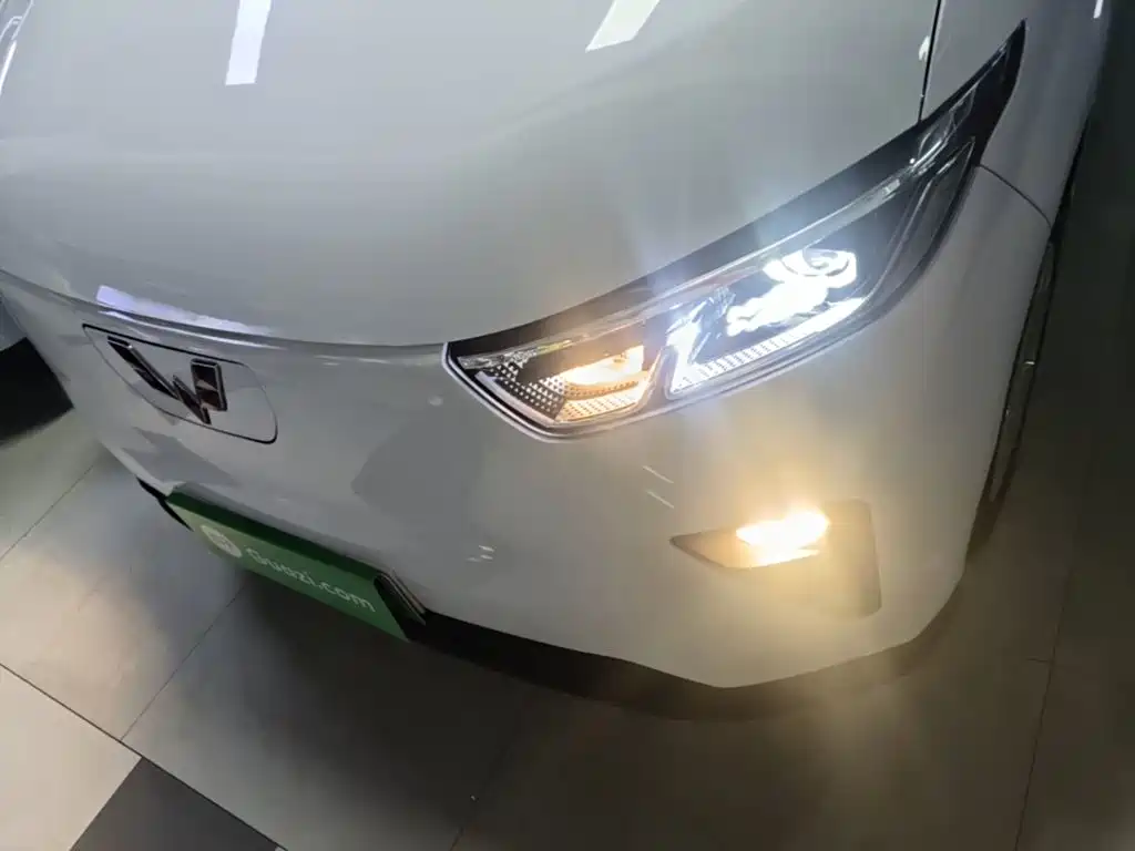 Wuling Yangguang — миниатюра 24