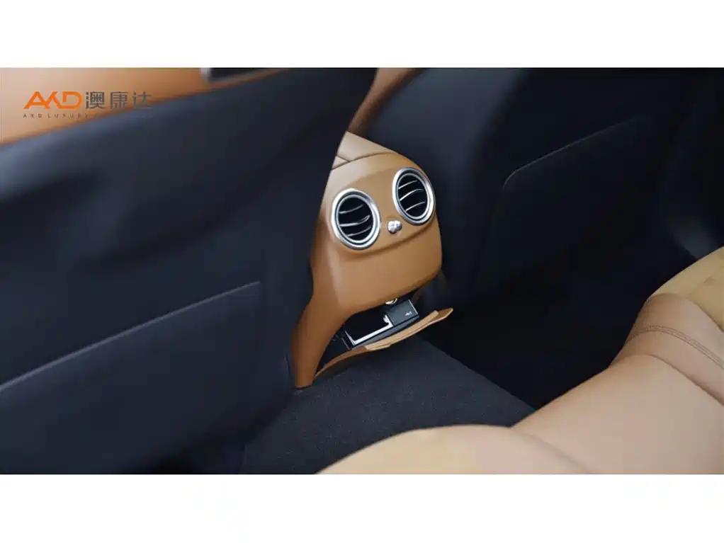 Mercedes-Benz E-Class (Import) — миниатюра 9