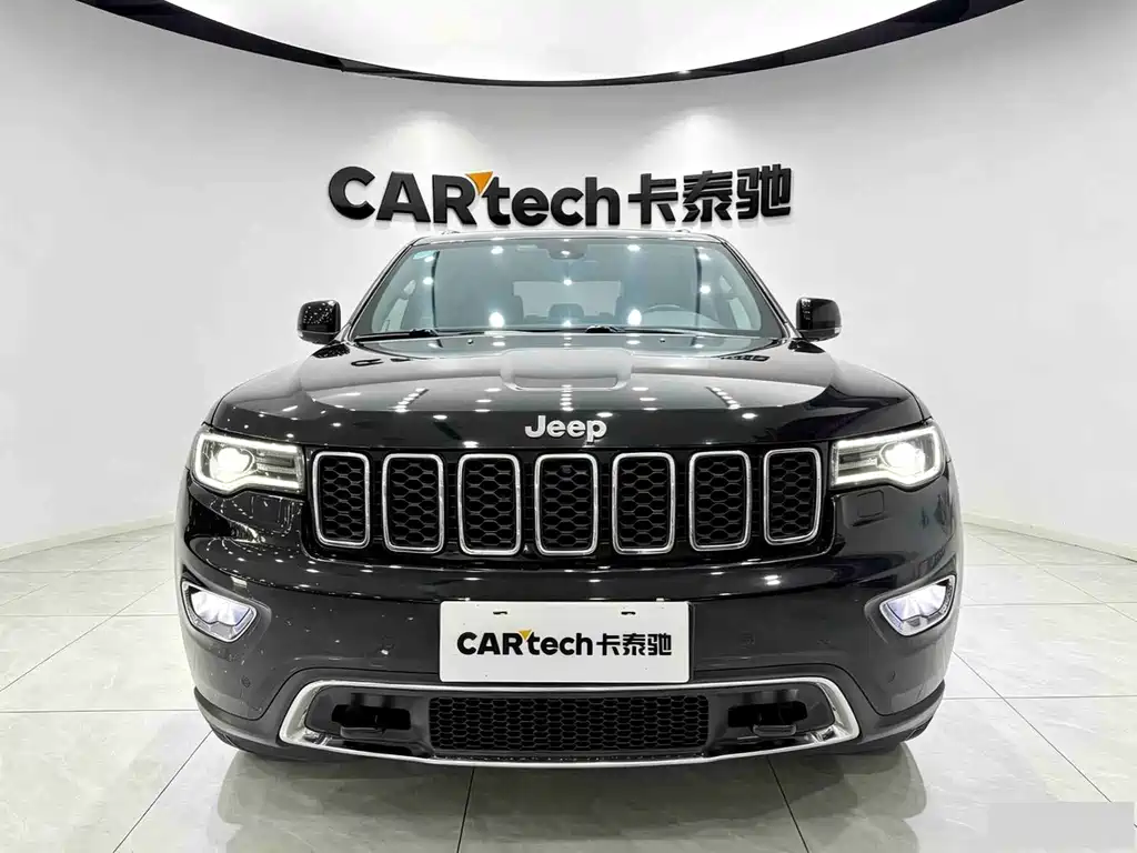 Jeep Grand Cherokee (Import) — миниатюра 2