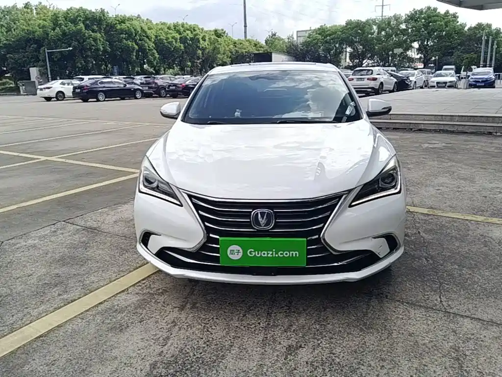 Changan Eado — миниатюра 3