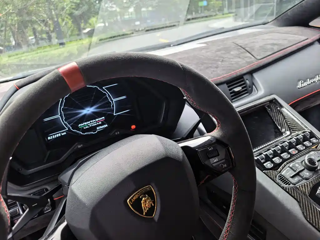 Lamborghini Aventador 2011 LP 700-4