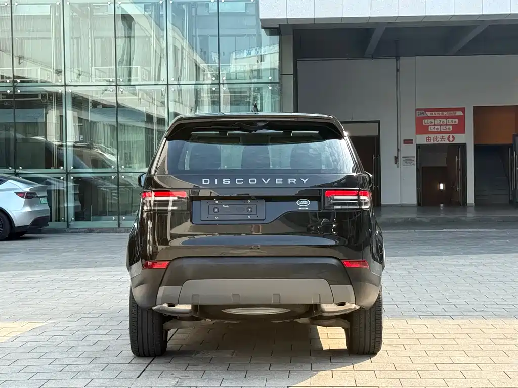 Land Rover Discovery — миниатюра 6