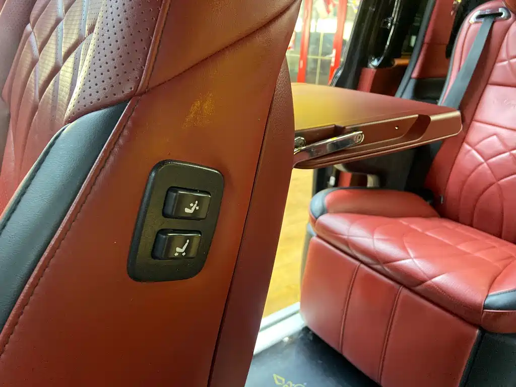 Mercedes-Benz 奔驰V级(进口) — миниатюра 24