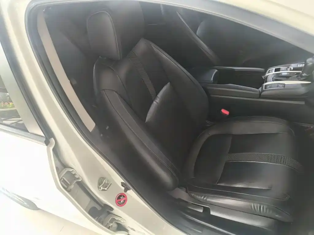 Honda Civic — миниатюра 25