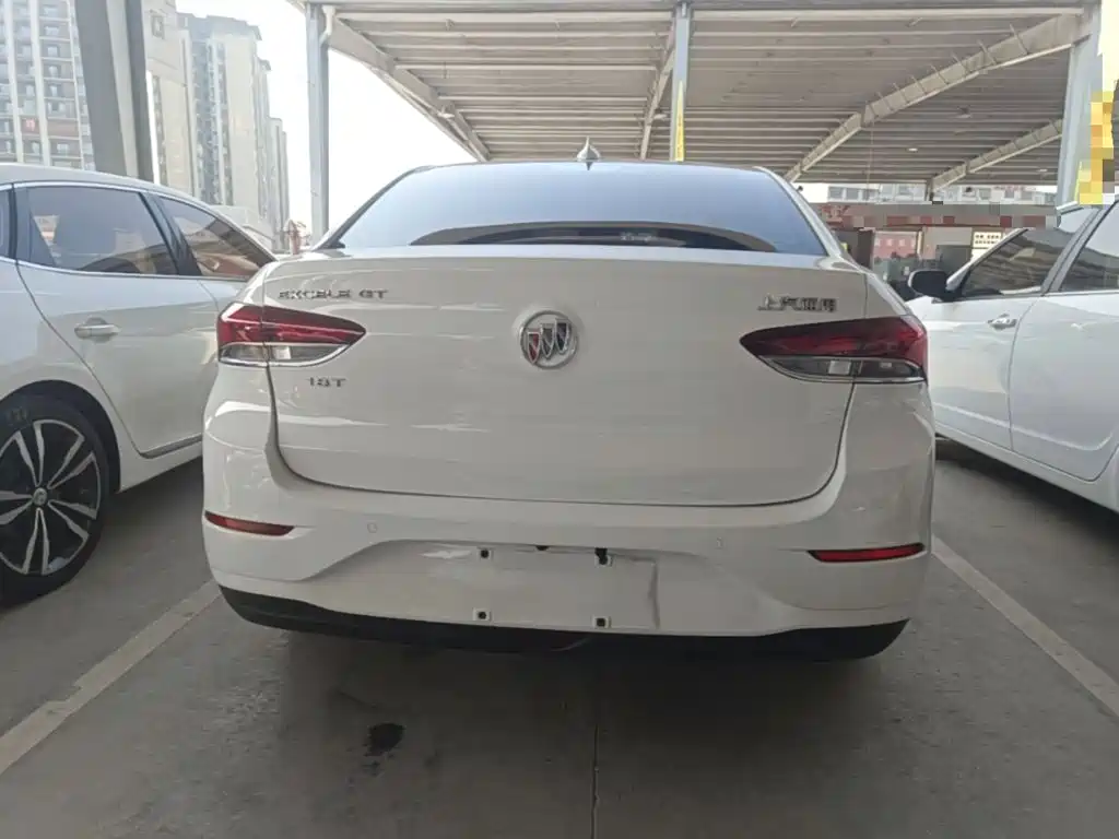 Buick Excelle — миниатюра 6