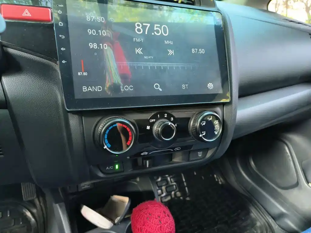 Honda Fit — миниатюра 6