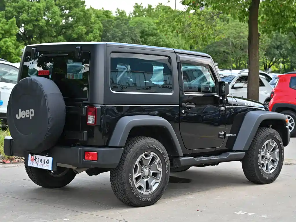 Jeep Wrangler — миниатюра 5